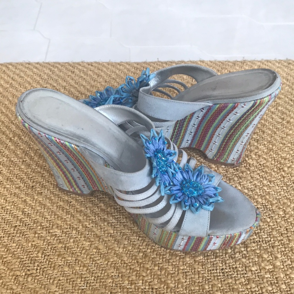 Fiore Drape wedges sz 7